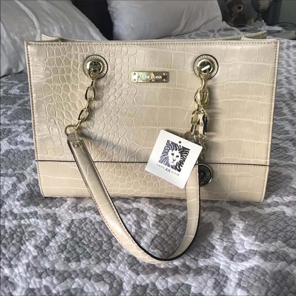 Brand New Anne Kline Purse